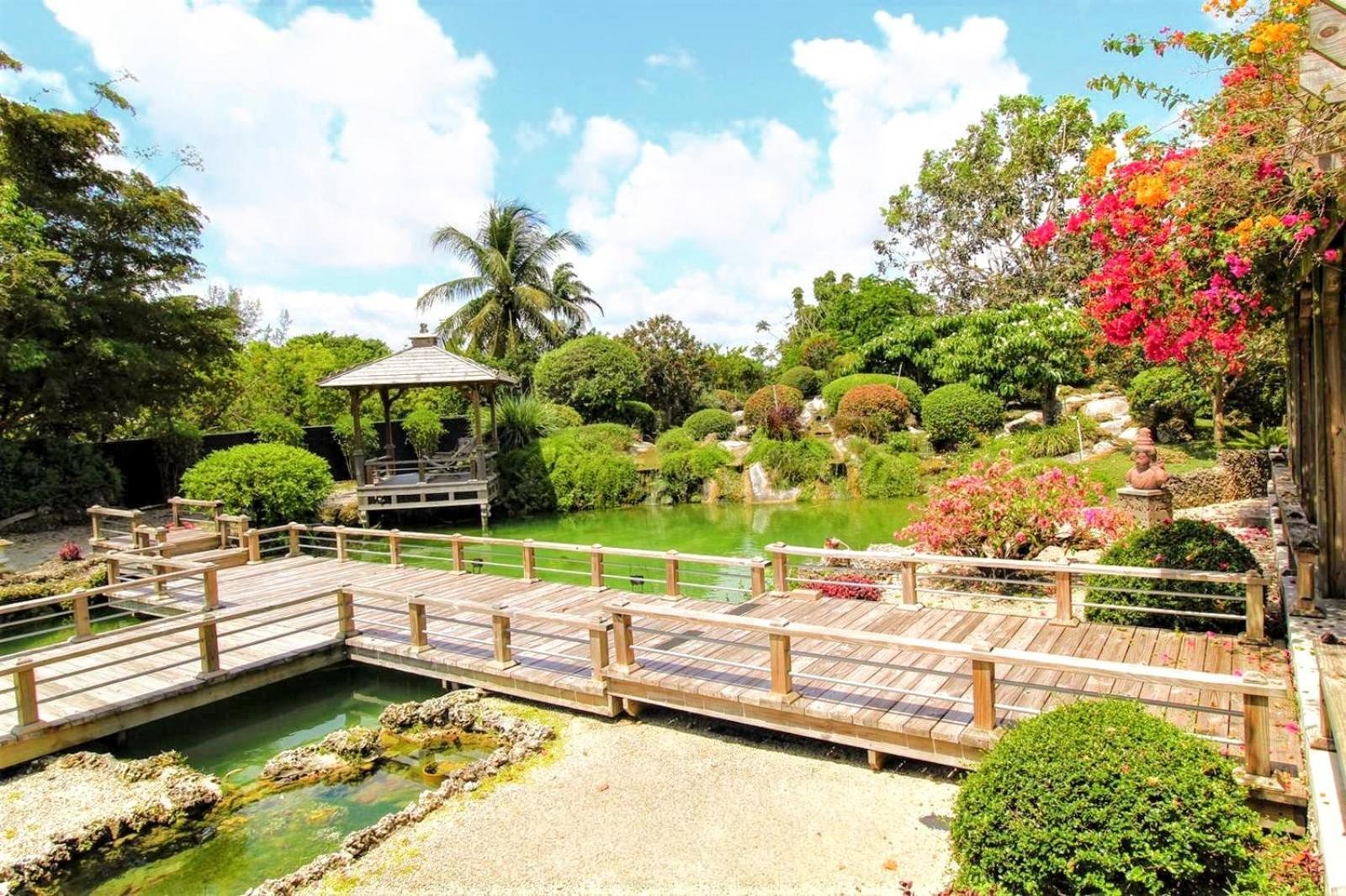 Magical Wonderkoi House In A Japanese Koi Garden Villa Miami Exterior foto